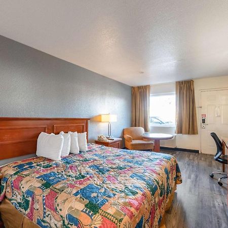Econo Lodge Phoenix North I-17 Exterior foto