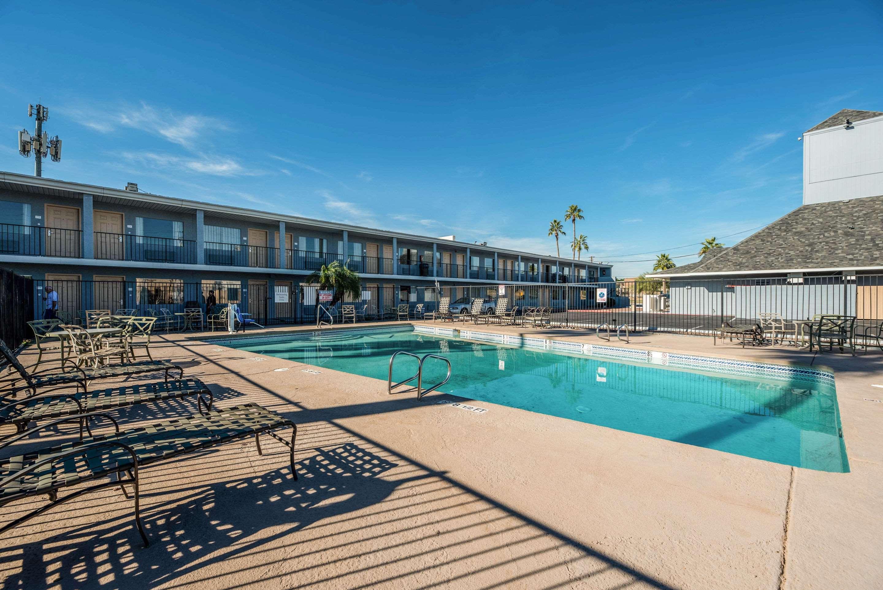 Econo Lodge Phoenix North I-17 Exterior foto